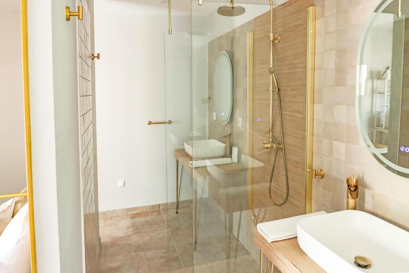 Malves-en-Minervois Les Gites De Laure - L'Eden Romantique, Chambres Hotes, Spa Prive, Couloir De Nage, Adults Only מראה חיצוני תמונה