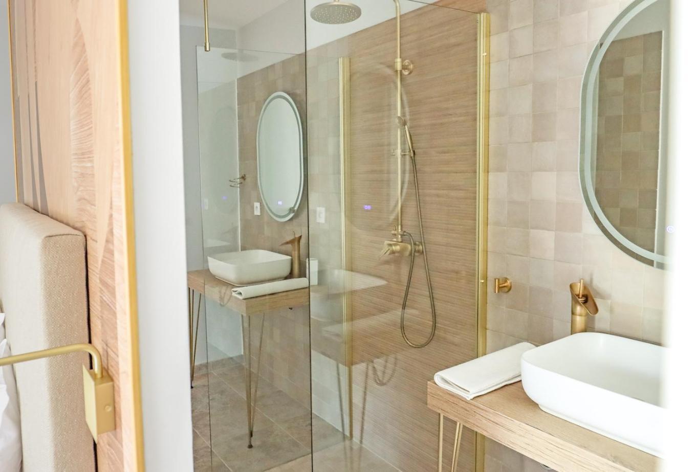Malves-en-Minervois Les Gites De Laure - L'Eden Romantique, Chambres Hotes, Spa Prive, Couloir De Nage, Adults Only מראה חיצוני תמונה