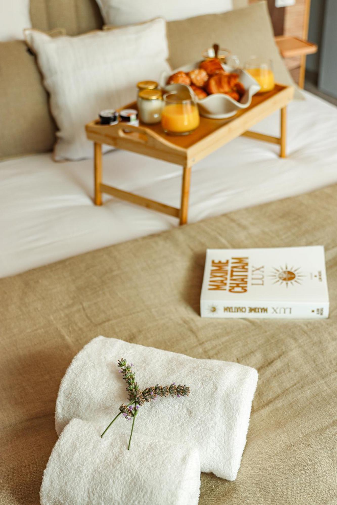 Malves-en-Minervois Les Gites De Laure - L'Eden Romantique, Chambres Hotes, Spa Prive, Couloir De Nage, Adults Only מראה חיצוני תמונה